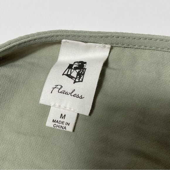 Flawless Sage Green Aurelia Tie Front Cami Women's Size Medium - Picture 14 of 14